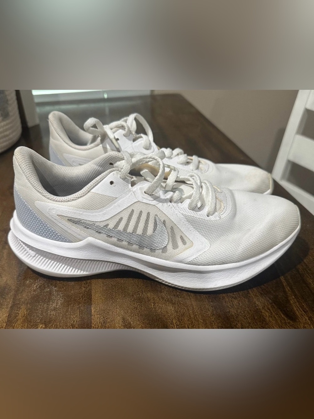 Nike White and Silver Women's Athletic Running Shoes